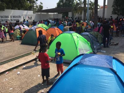 Migrante guatemalteco muere por infarto tras ser detenido por agentes del INM en Chiapas