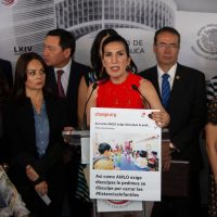 La exigencia de su remoción es un “acto brutal de autoritarismo”, dice la senadora Kenia López