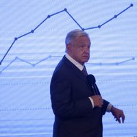 AMLO y secretario de Agricultura de EU dialogan sobre maíz transgénico
