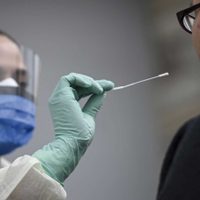 A cruzar los dedos: China probó una vacuna contra el coronavirus