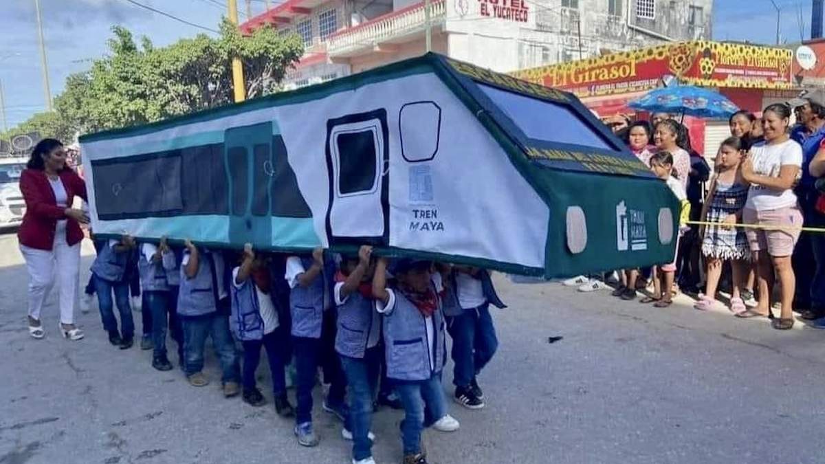 El desfile en Escárcega, Campeche