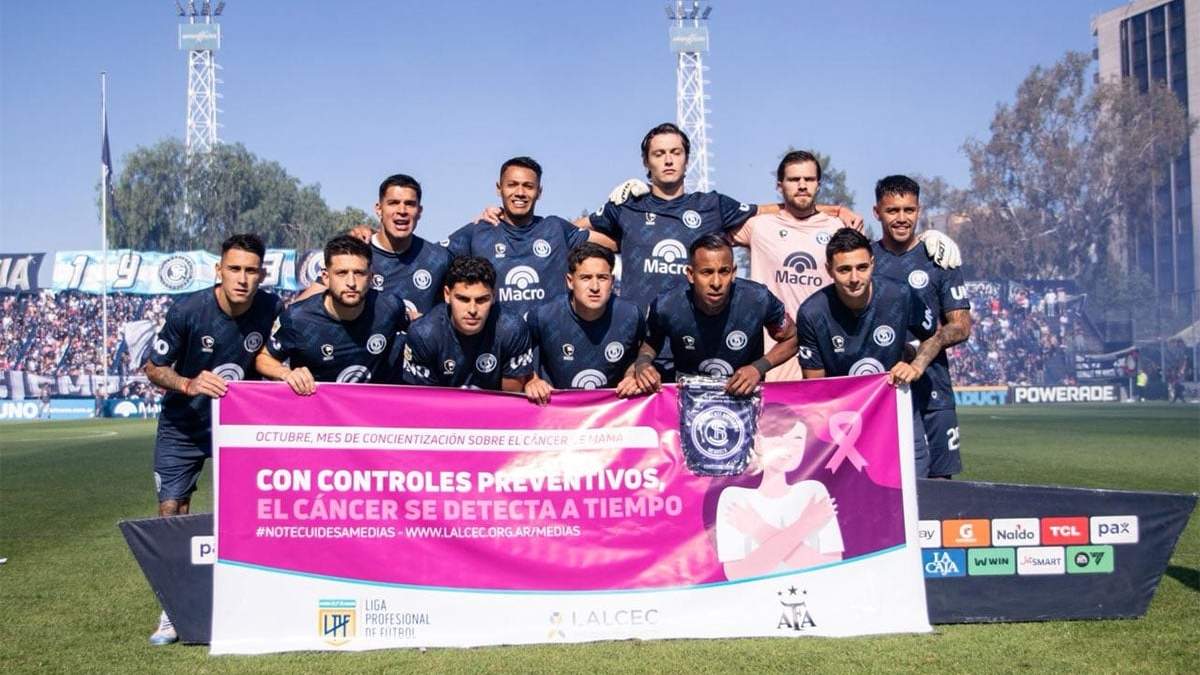 El once inicial de la Lepra.