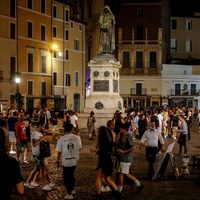 Italia endurece las medidas para frenar la segunda ola de contagios: ni fiestas, ni partidos