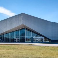 El nuevo Centro de Convenciones será inaugurado con evento vinculado a la construcción
