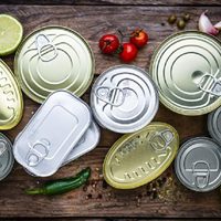 No las tires: recolectá todas las latas de atún vacías y armá este bonito proyecto para decorar tu heladera