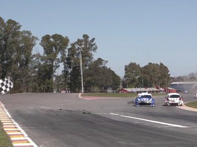 Súper TC 2000: en un final apasionante, Canapino ganó la primera fecha