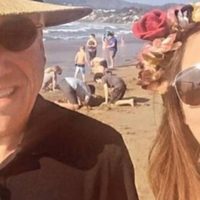 Piñera dice que interpondrá denuncia contra sí mismo por pasear en la playa sin cubrebocas