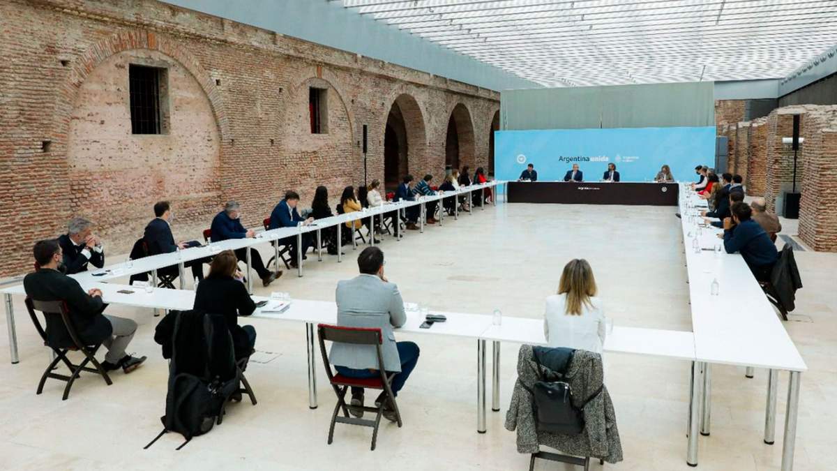 La reunión se realizó a puertas cerradas en Casa Rosada. Fuente (Twitter)