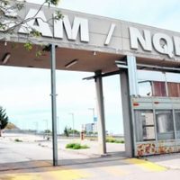 Vecinos bloquearon el acceso al Centro Administrativo Ministerial en reclamo de servicios básicos