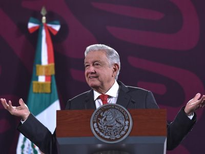 AMLO también enviará extrañamiento a Canadá por su postura ante la reforma judicial