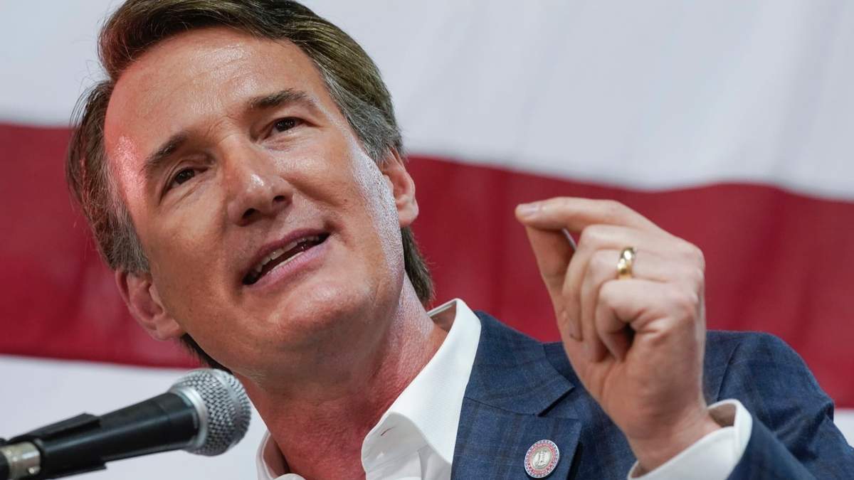 El gobernador de Virginia, Glenn Youngkin