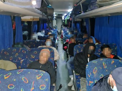 Detienen a 374 migrantes centroamericanos y asiáticos en Veracruz