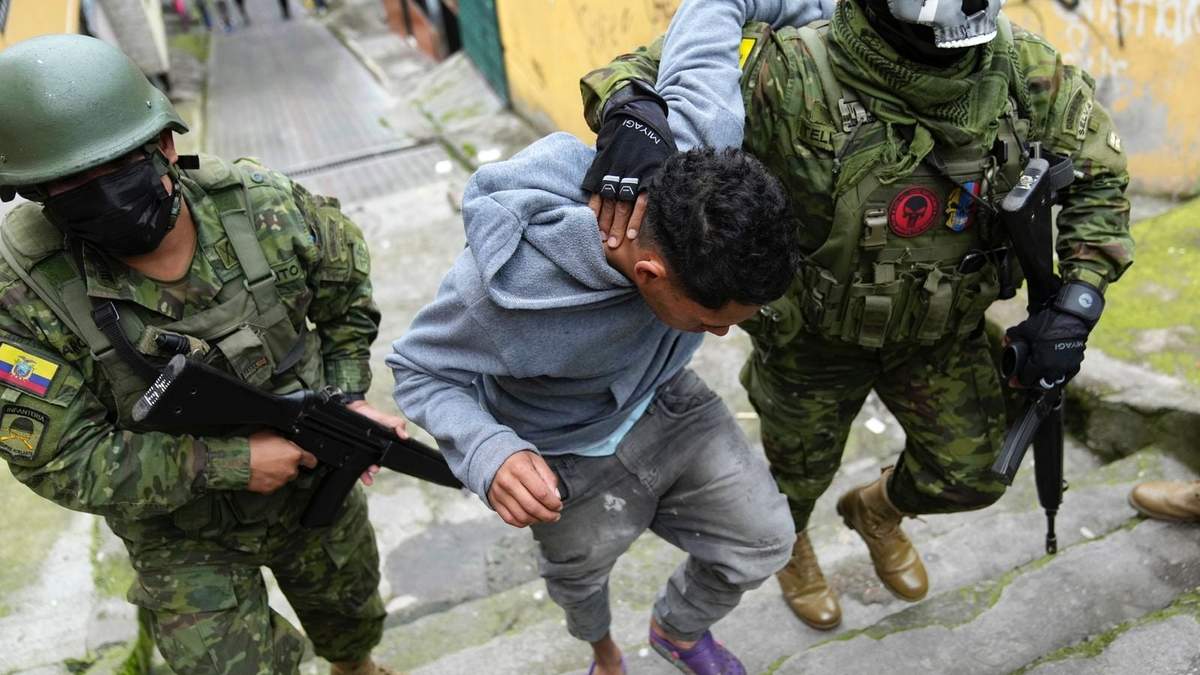 Continúa la violencia en Ecuador