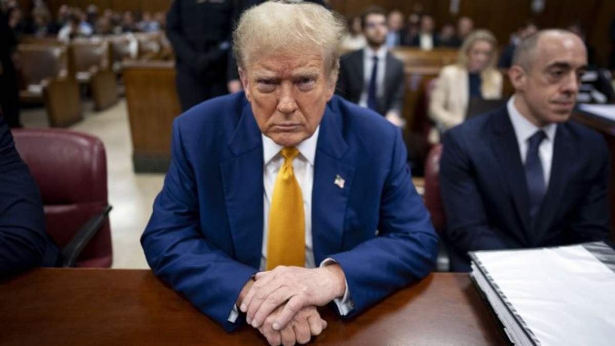 El expresidente Donald Trump aguarda el inicio de los procedimientos de su juicio en la corte penal de Manhattan