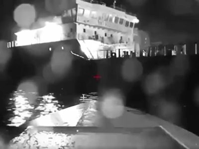 Ucrania ataca con drones un petrolero ruso cerca de Crimea (Video)