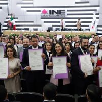 INE entrega constancias de mayoría a magistrados; Taddei vuelve a elogiar la elección judicial