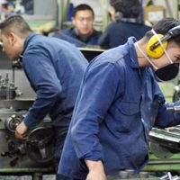 El Gobierno anticipó cómo podría aliviar el bolsillo de las pymes y los trabajadores