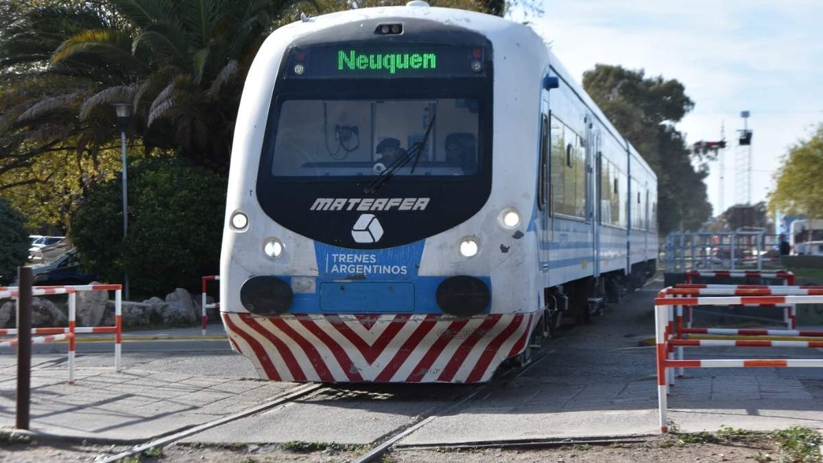 El servico NeuquénPLottier aún no tiene fecha para su regreso.