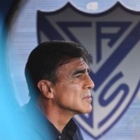Es oficial: Gustavo Quinteros fue presentado como DT de Gremio tras su salida de Vélez