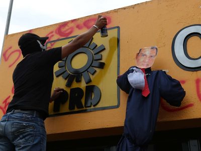 Sedena Leaks: 20 alcaldes, con vínculos con el narco durante desaparición de los 43 de Ayotzinapa