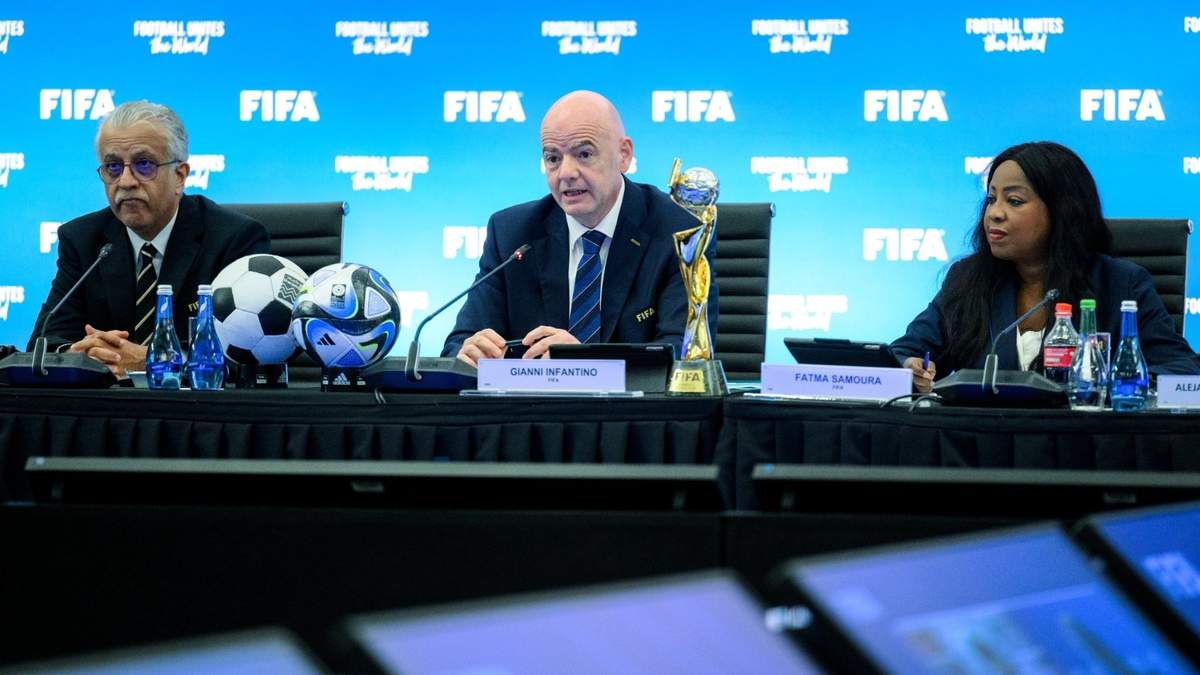 Infantino. Más partidos, más negocio