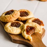 Pepas baratas sin manteca y sin amasar: la receta imperdible para la hora de la merienda