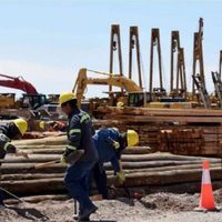 Unos dos mil trabajadores de la Uocra fueron suspendidos y esperan la reactivación de obras en Vaca Muerta