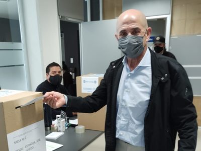 José Dante Llugdar ganó las elecciones y continuará al frente del Sindicato Petrolero Jerárquico