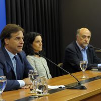 El presidente de Uruguay se reducirá el sueldo para crear el "Fondo Coronavirus"