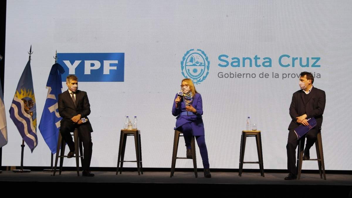 Pablo González, Alicia Kirchner y Federico Basualdo. Fuente: (Twitter)