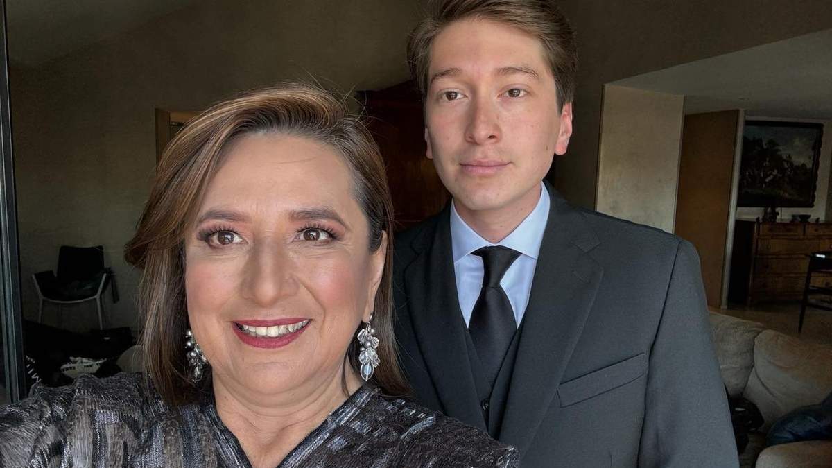 Juan Pablo con su madre, la candidata Xóchitl Gálvez