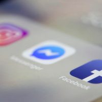 Expertos le creen a Facebook cuando dice que no hubo fuego amigo… ni enemigo