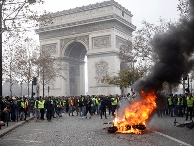 'Chalecos amarillos” presentan 40 demandas al gobierno francés; alistan nueva jornada de protestas