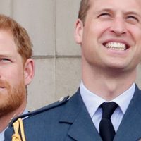 El Príncipe William va ganando terreno dentro de la corona y desplaza a El Príncipe Harry