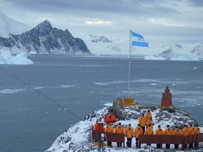 ¿Habrá homenajes a los caídos en Malvinas?
