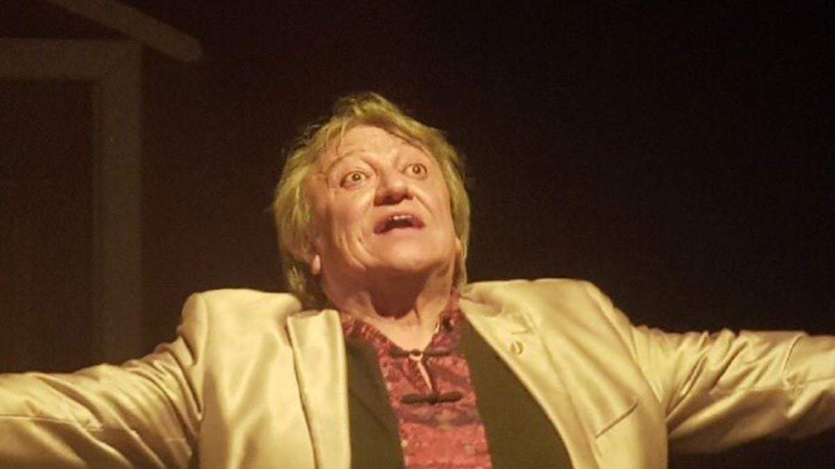Óscar Castro, actor, director y dramaturgo chileno