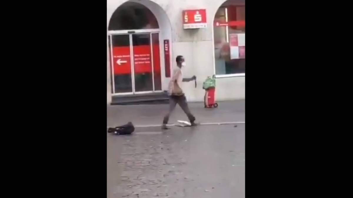 El atacante mató al manos a tres personas e hirió a cinco más antes de ser detenido