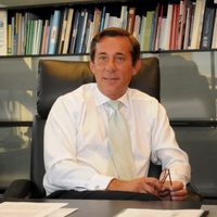 Escándalo con el embajador en China: lo acusan de retrasar la negociación de la vacuna
