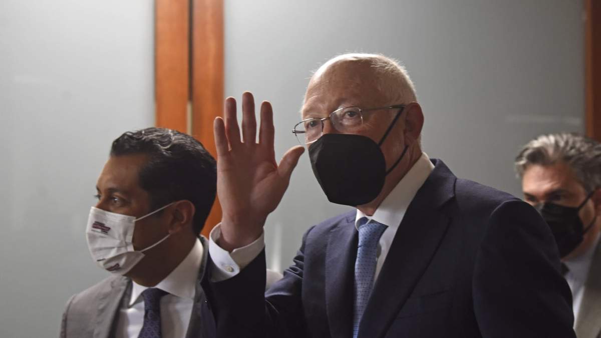 El embajador de Estados Unidos en México, Ken Salazar
