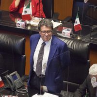 Legisladores pueden meterle mano a la reforma eléctrica si es necesario: Monreal