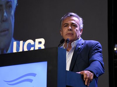 El radicalismo denunció al gobernador de Tucumán por "trato discriminatorio"