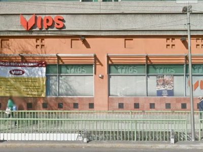 Caen acciones de Alsea por reclamo del SAT sobre la compra de Vips