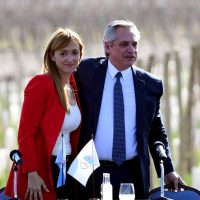 Alberto se hizo eco del  “Querida Argentina, lamento que su presidente sea un idiota”