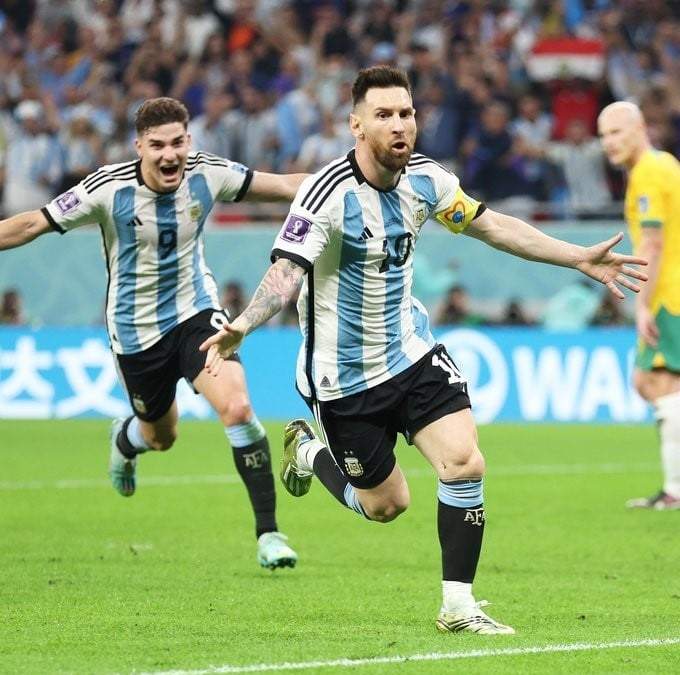 Argentina gana 2-1 a Australia en Qatar