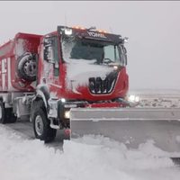 El Centro de Operaciones de Emergencia de Neuquén trabaja en la prevención por el temporal de nieve