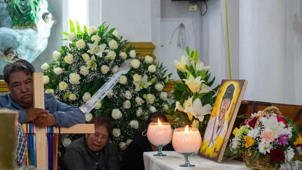 Misa en la Iglesia de Guadalupe en San Cristóbal de las Casas en honor al padre Marcelo Pérez