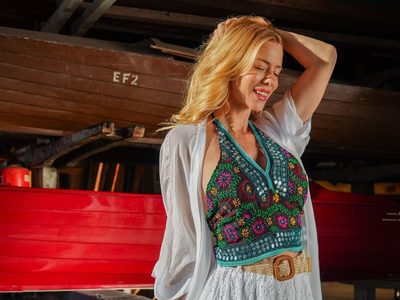 El  matching outfit bohemio de Nicole Neumann y sus hijas con los colores y los ítems del momento