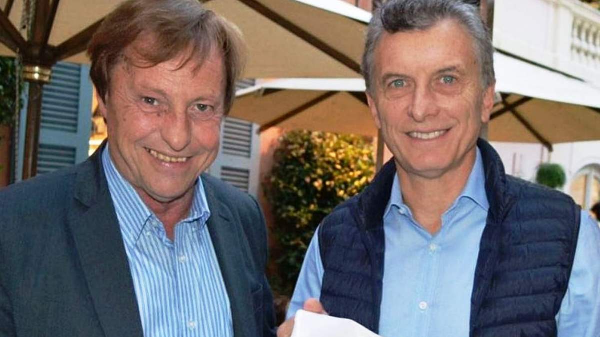 Varisco junto a Macri (foto: Twitter).