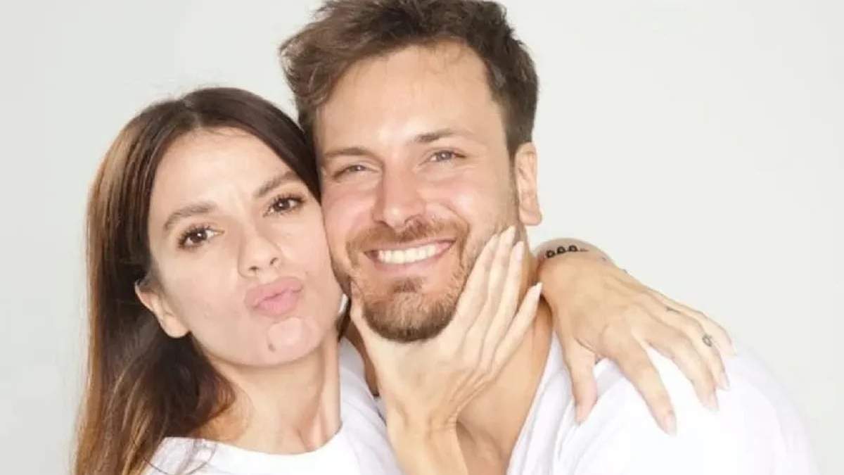 Gimena Accardi y Andrés Gil en la obra dirigida por Nicolás Vazquez "En otras palabras"