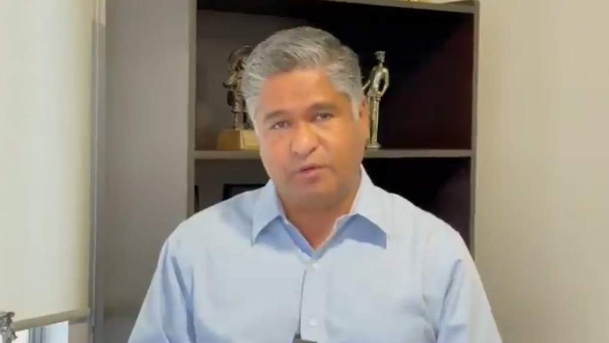 El expanista Víctor Fuentes